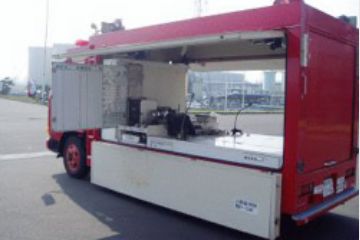 Disaster prevention command vehicle