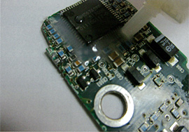 Insulating waterproof material for electronic boards and electronic components