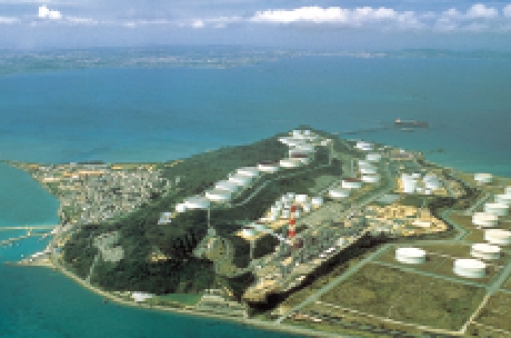 沖縄石油精製（株）（沖縄製油所）設立