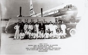 1952年、羽田空港が国際空港としてわが国の管理下に返還・復帰。シェル石油は空港での燃料供給サービスを開始する