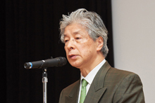 本江邦夫審査員長