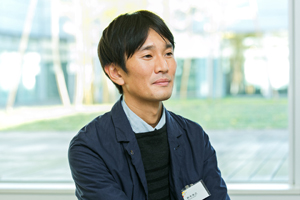 【60周年特別賞（曽谷朝絵賞）】鈴木浩之さん　作品名「無題」