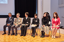 壇上の審査員5名と亀岡GCEO