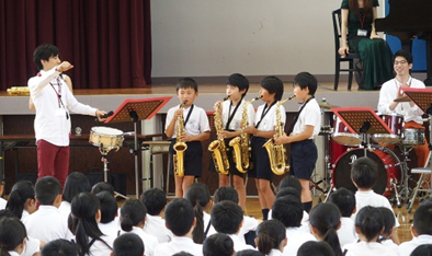 子供たちの演奏体験