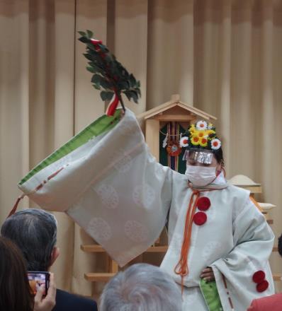 神事の様子