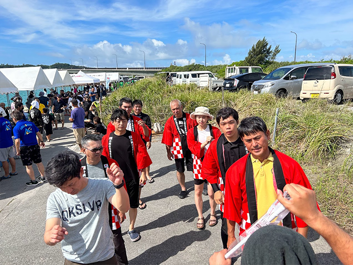 「平安座ハーリー大会」に参加（2023年6月25日）