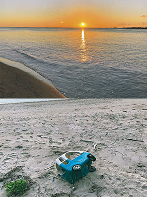 夕日と砂浜